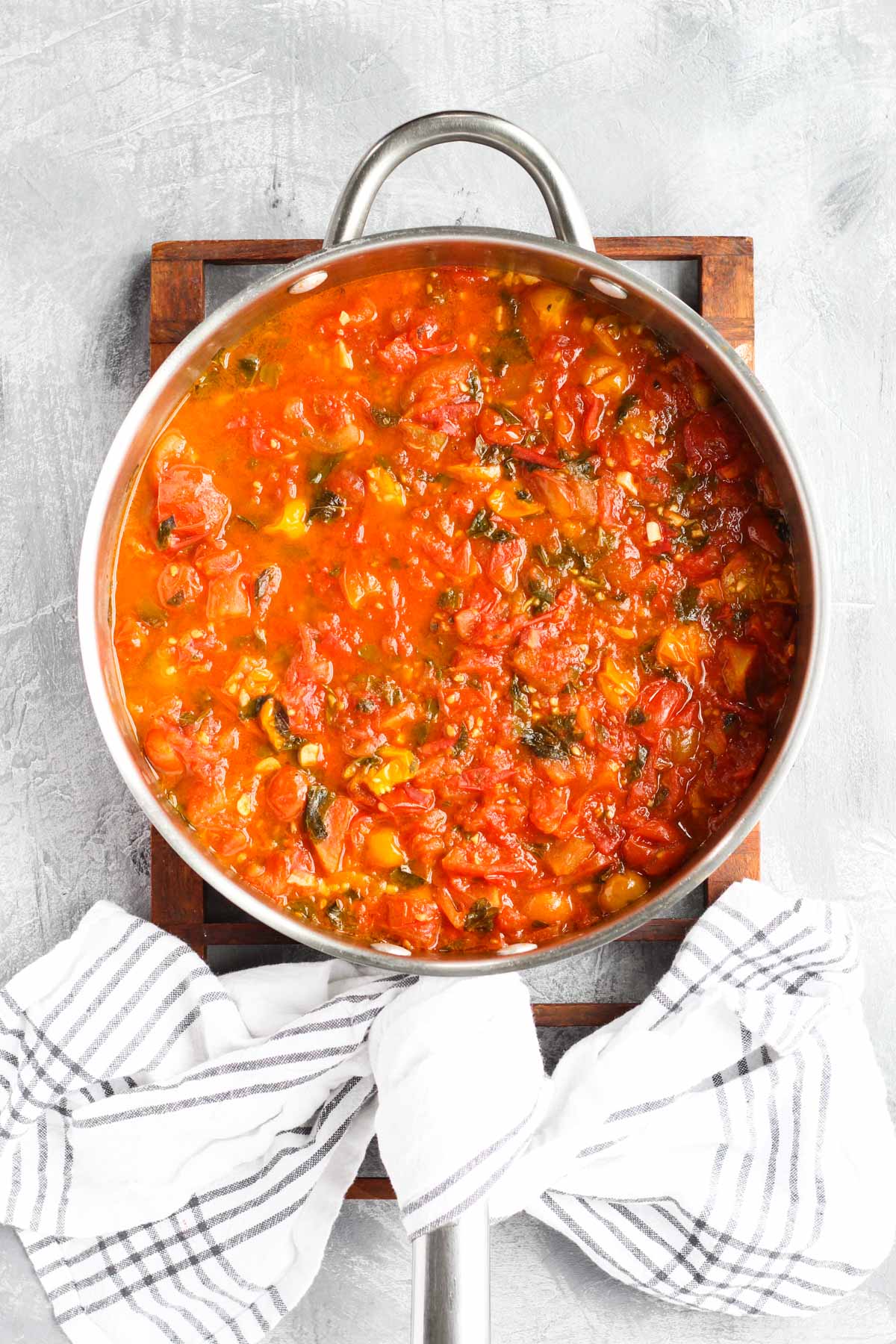 Cooked sauce in pan.