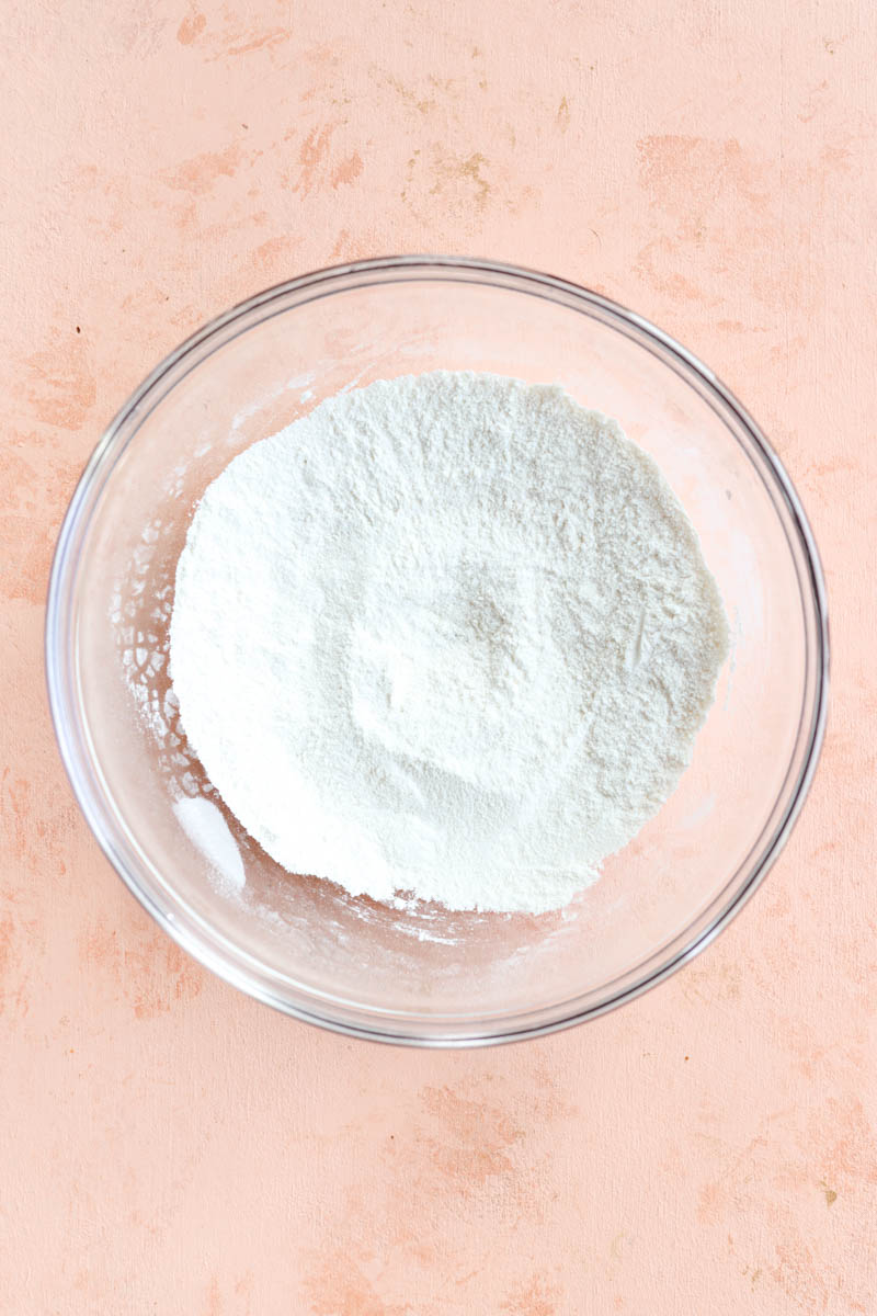 Flour mixture in glass bowl.