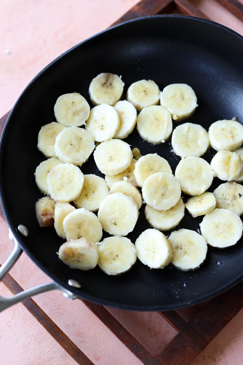 Bananas in frying pan.