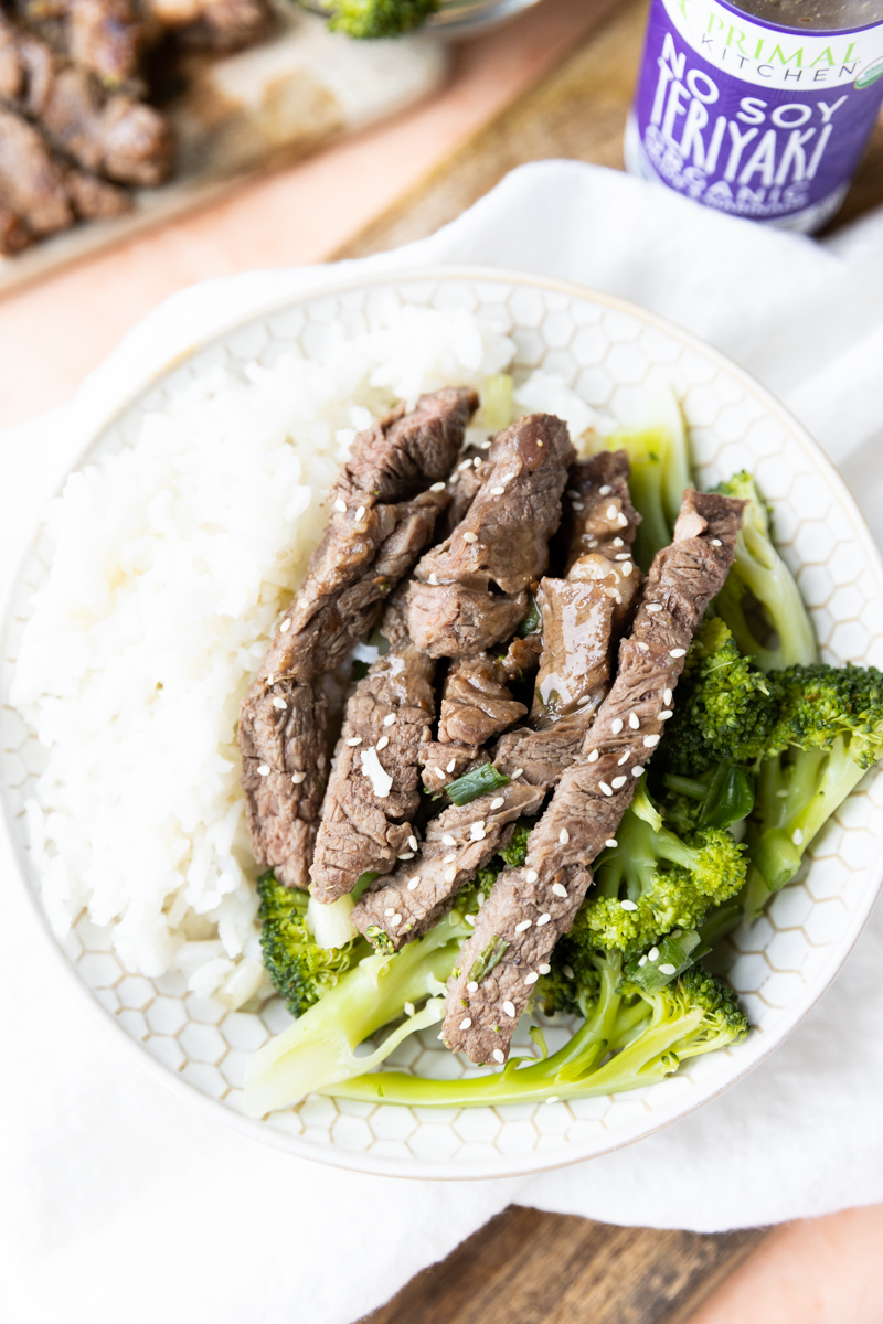 Close up picture of teriyaki steak bowls.