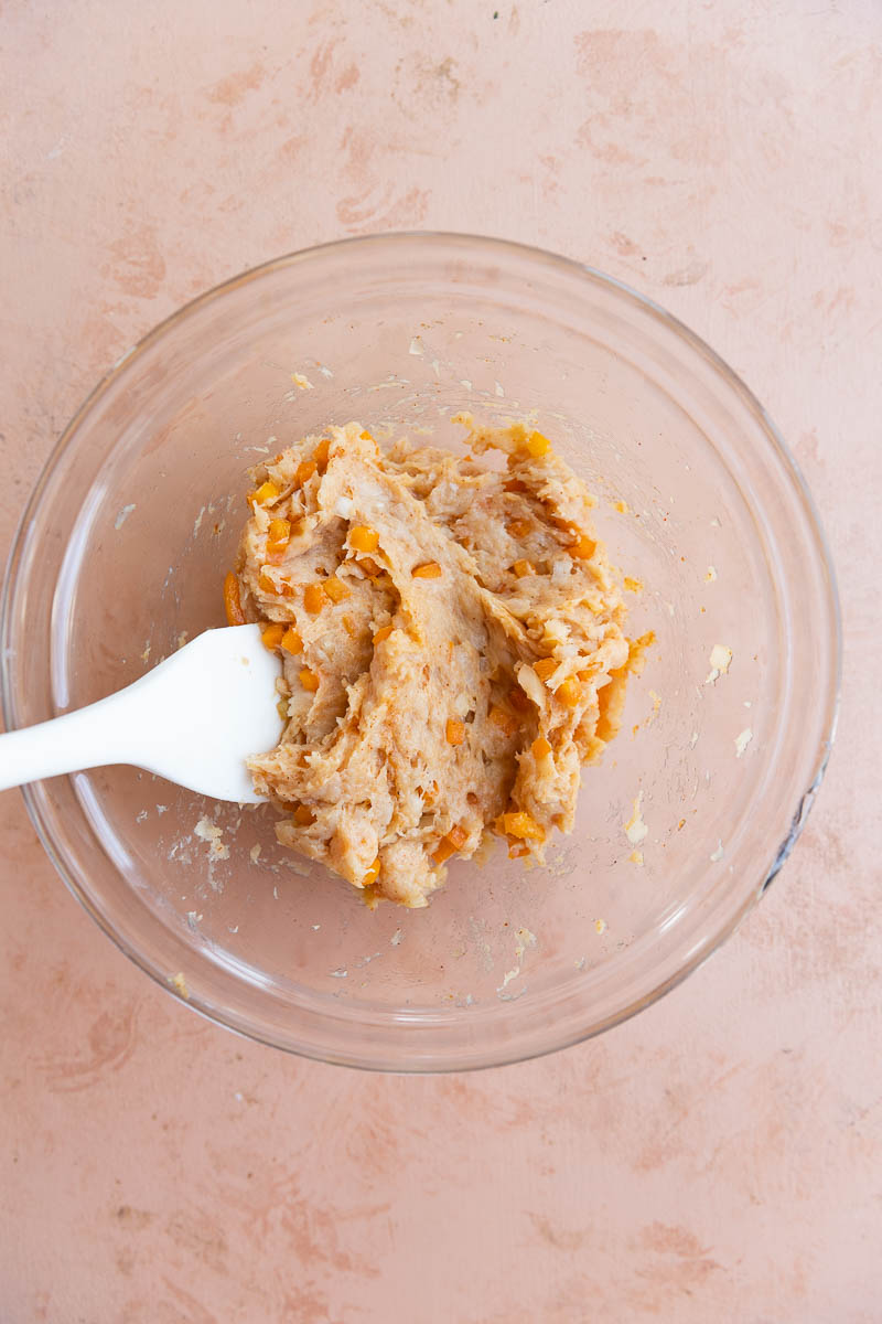Ground chicken mixture in large bowl.