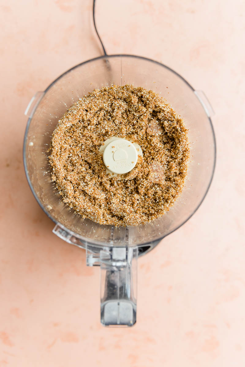 Almond mixture blended together.