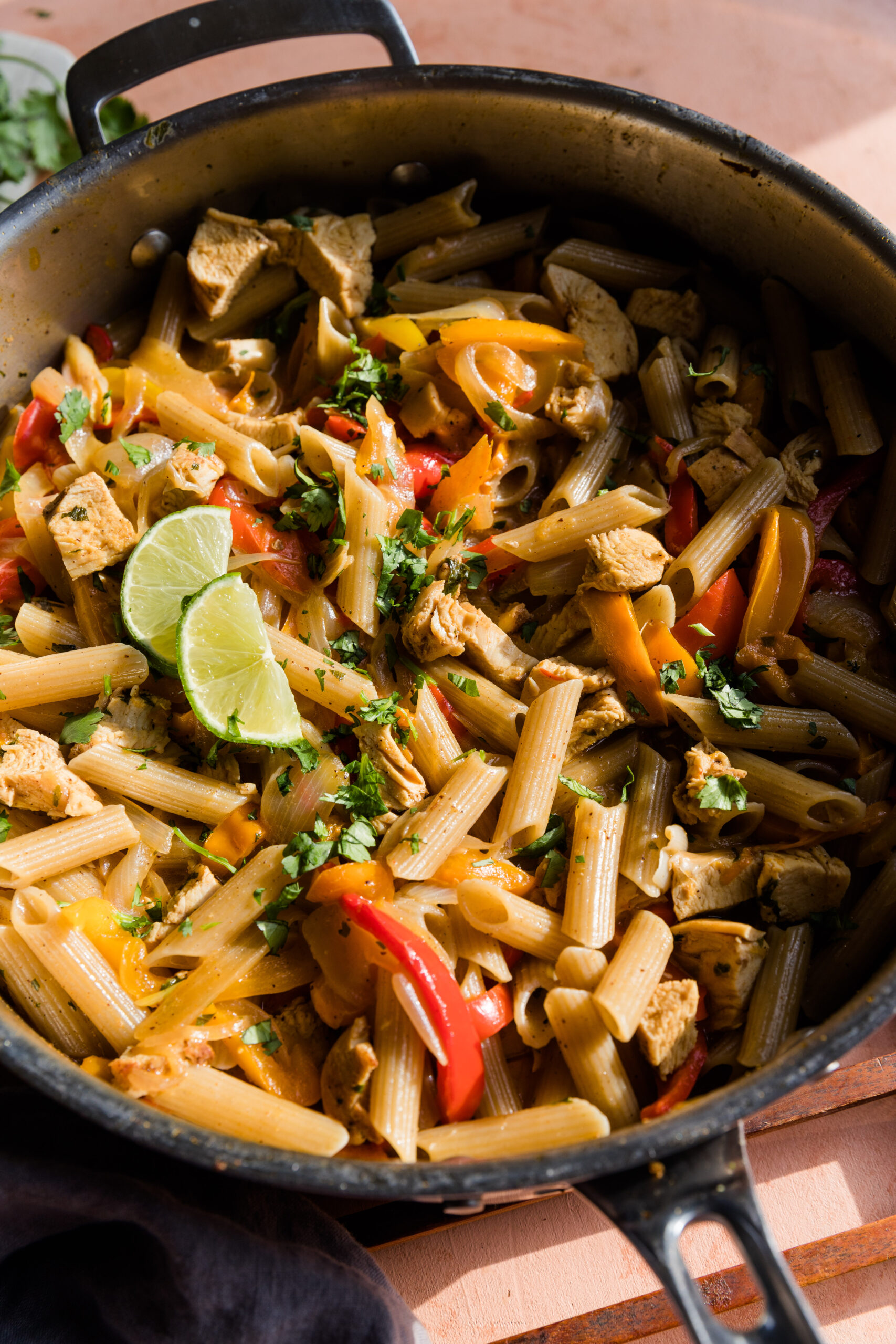 Chicken fajita pasta in a large pot.
