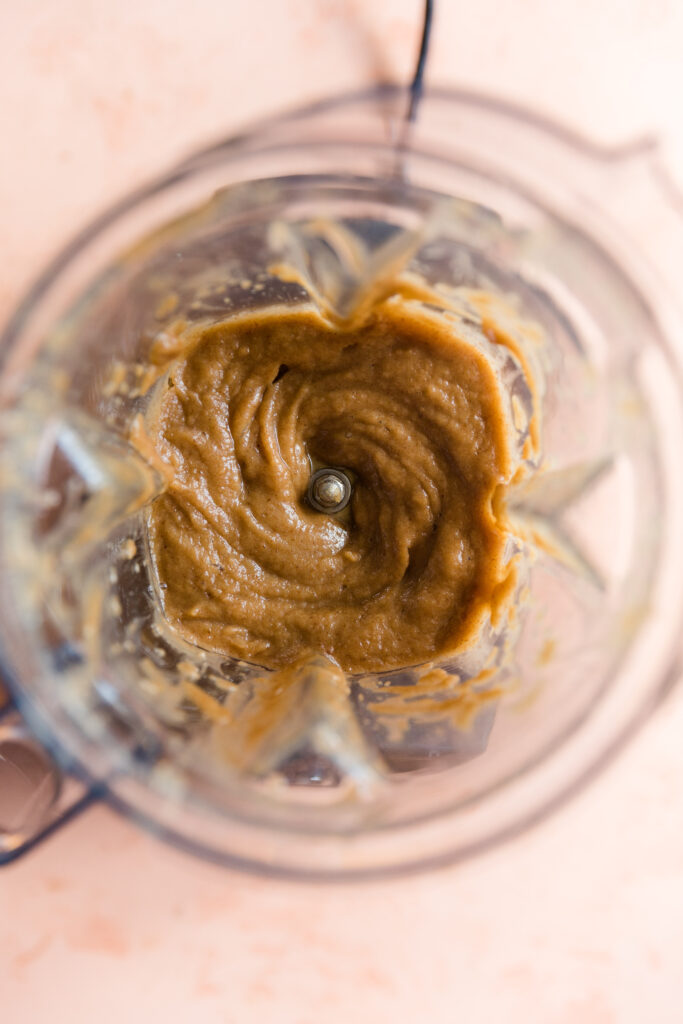 Creamy dates in blender.